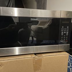 Frigidaire microwave