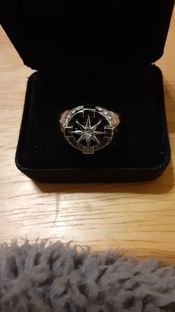 Mens size 9 ring
