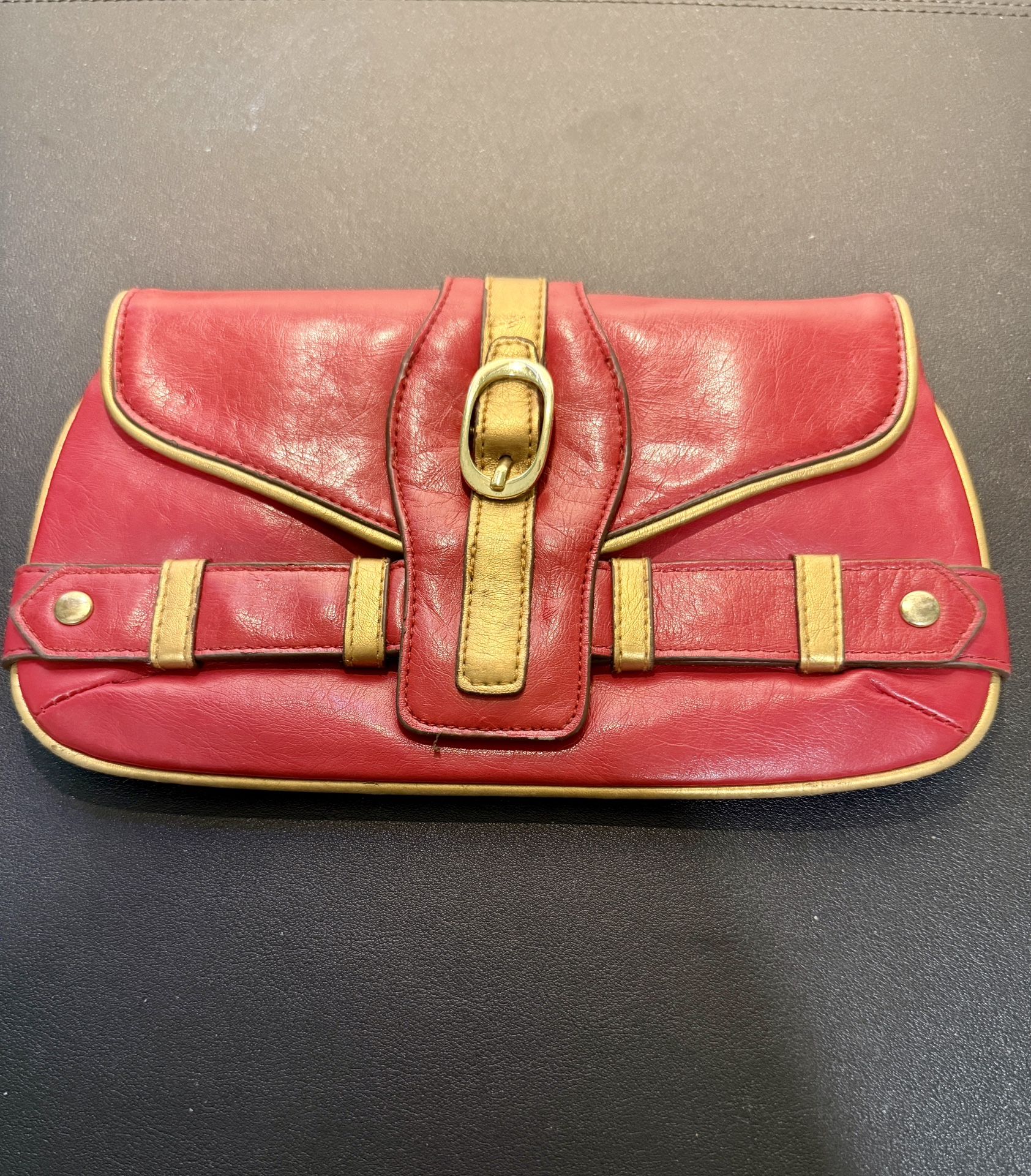 Lulu Vintage Y2K Faux Leather Red Gold Clutch