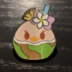 Disney Munchling Series 2 Mystery Pin Daisy Duck