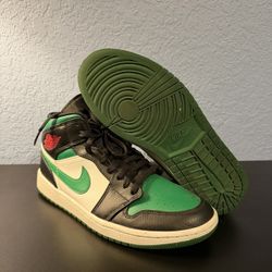 Size 9 Nike Air Jordan 1 Pine Green