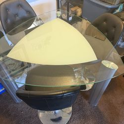 4 Pieces Dinette Set (Must Go ASAP)