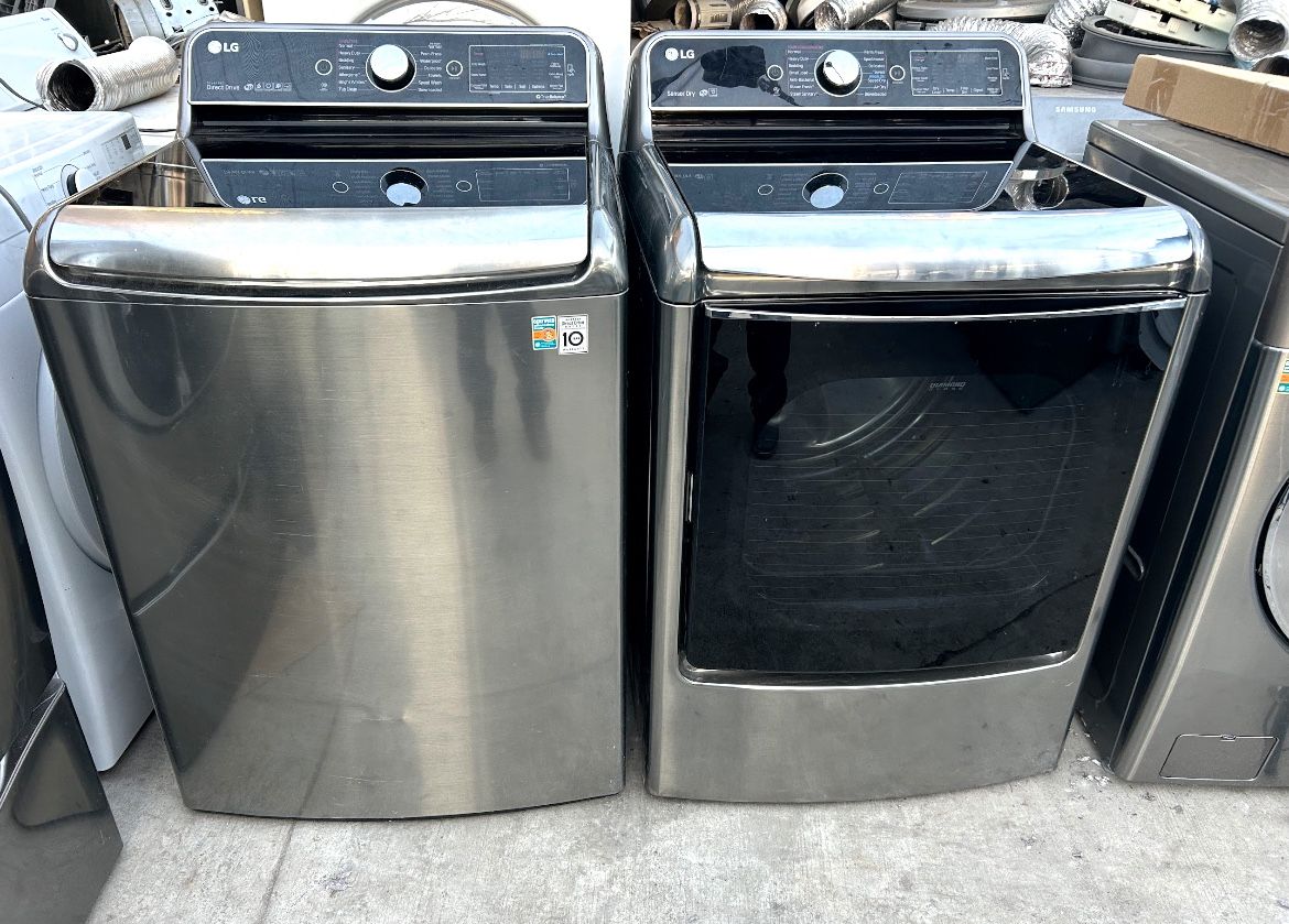 LG.  WASHER 5.6cubic.  And Gas DRYER 