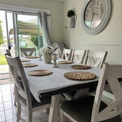 Beautiful 9 Pcs Dinning Table Real Wood Farm House 