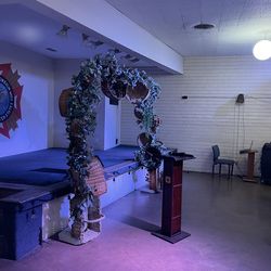 Large Basket Lot – 20+ Baskets, Various Sizes – Event Decor / Arch Setup