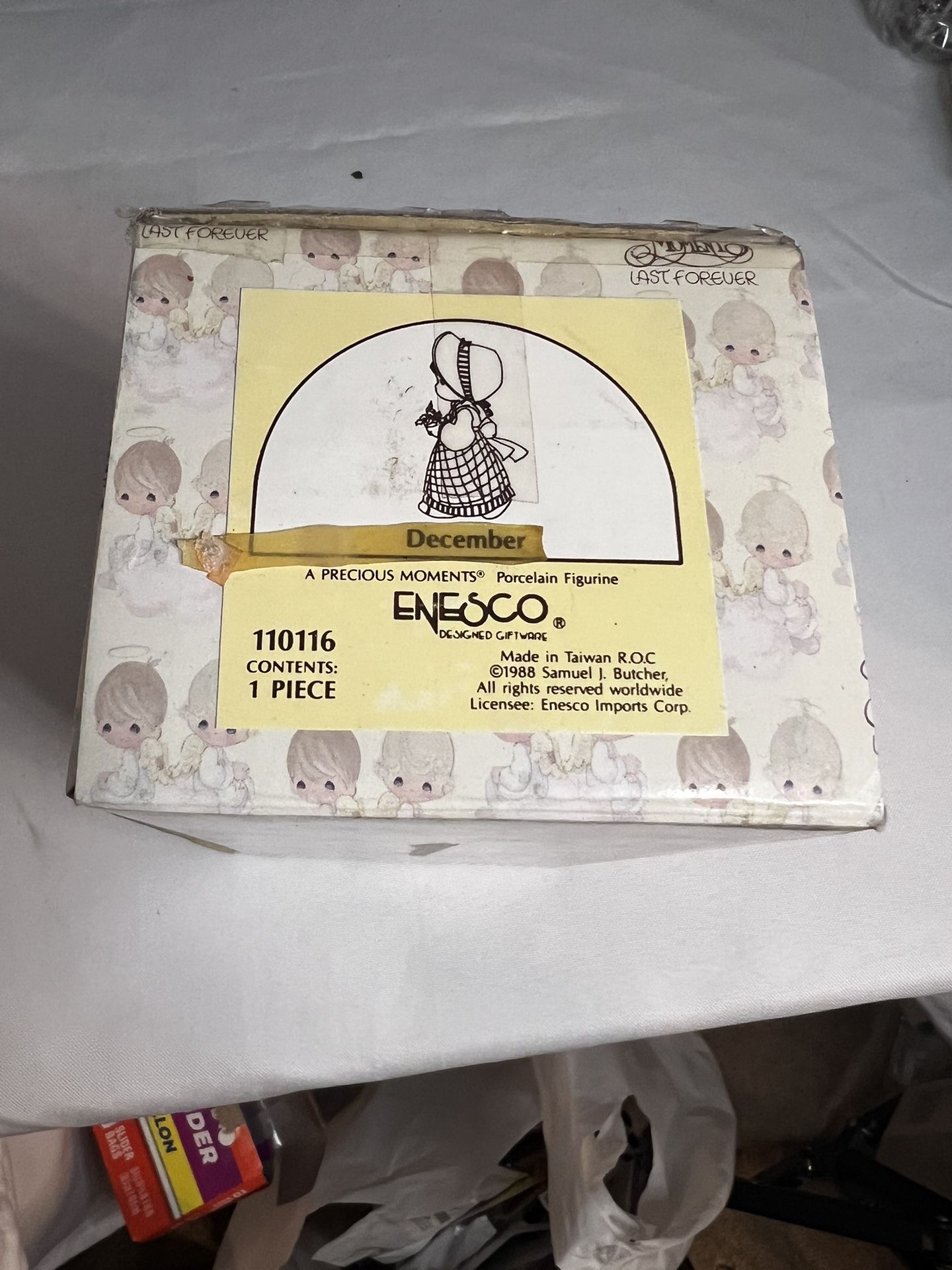 New Vintage Precious Moments December 