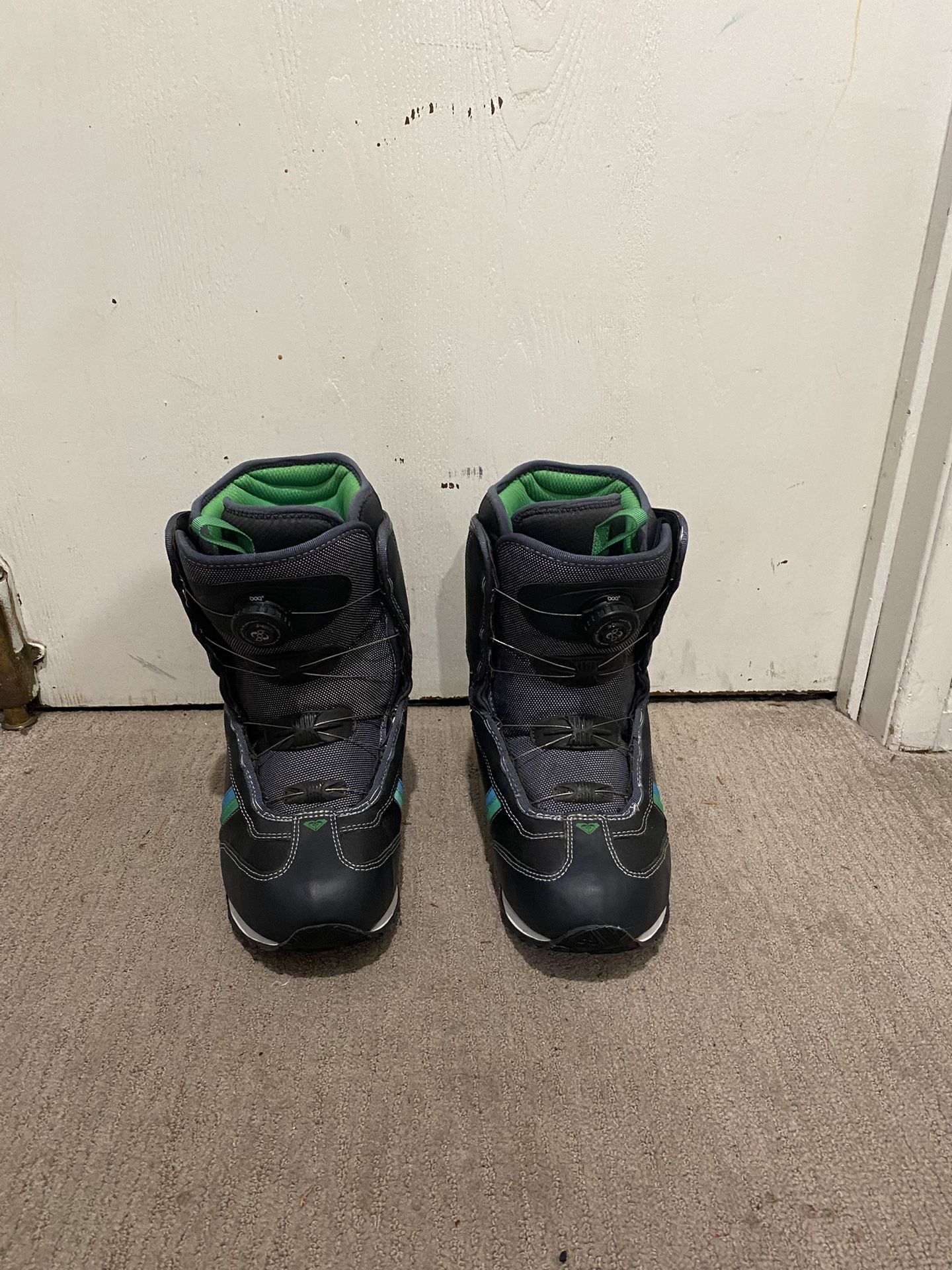 Women’s Snowboard Boots - Size 8.5
