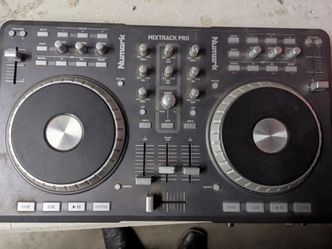 Numark mixtrack controller