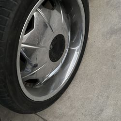 Chevey Chrome Wheels 24inch 