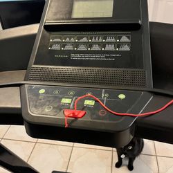 Treadmill 