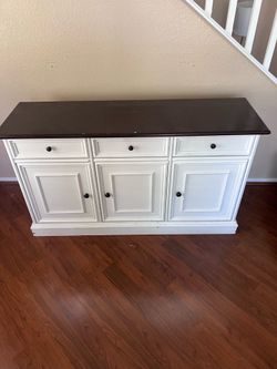 Credenza