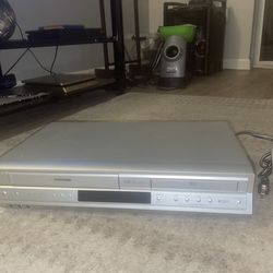 Toshiba SD-V392SU Hi-Fi Stereo VCR DVD Combo Player No Remote TESTED Working