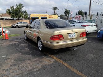 1999 Mercedes-Benz E-Class