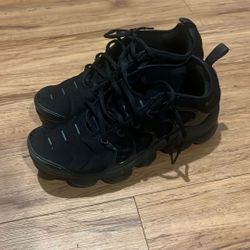 Nike Vapor Maxes Size 9