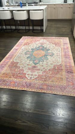 Beautiful 8x10 rug like new