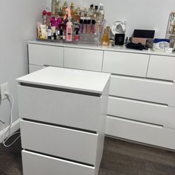 Selling this newly assembled nightstand 