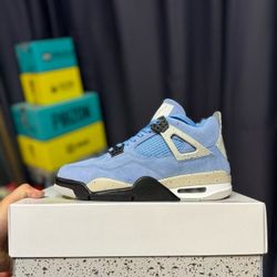 Jordan 4 Retro University Blue