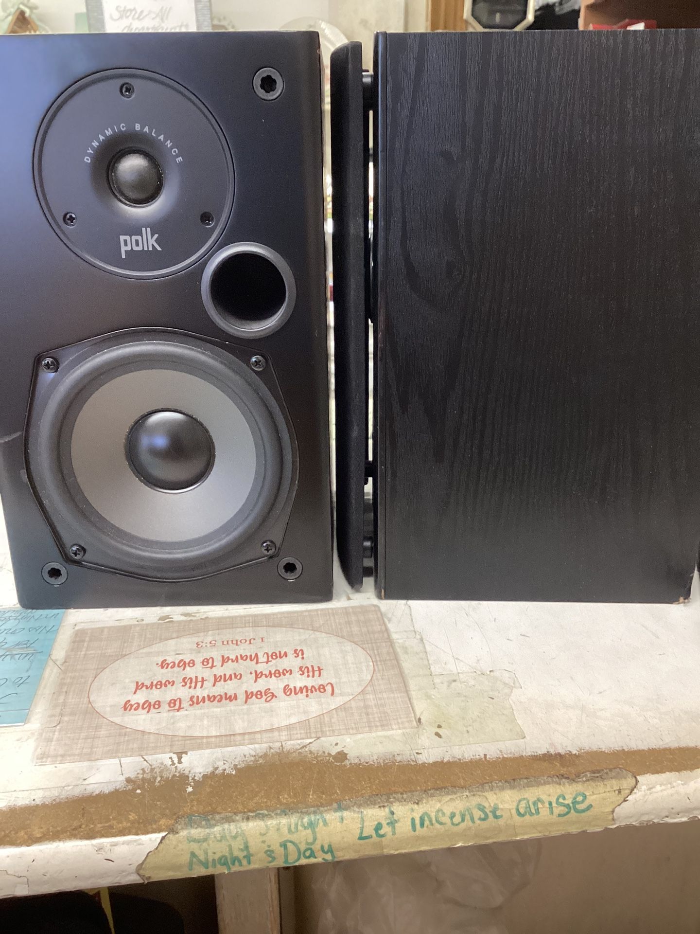 Dynamic Balance Polk Deep Bass Bookshelf Speakers
