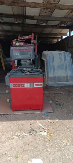 Coats tire changer
