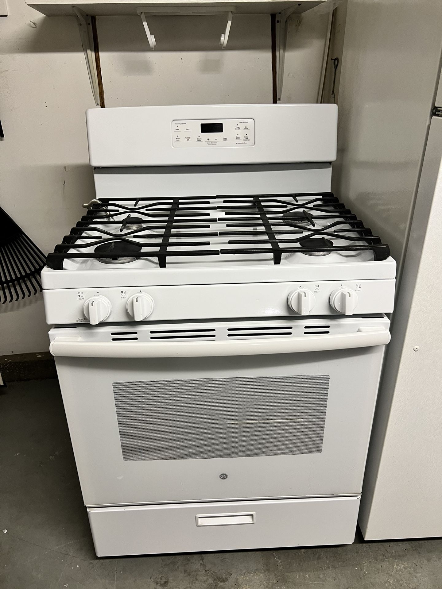 GE Gas Stove