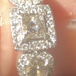 18k White Gold And Diamonds