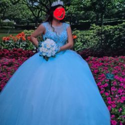 Quinceañera Dress And Crown 
