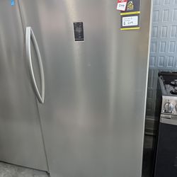 Element  21 Cu. Ft. Upright Convertible Freezer/Refrigerator