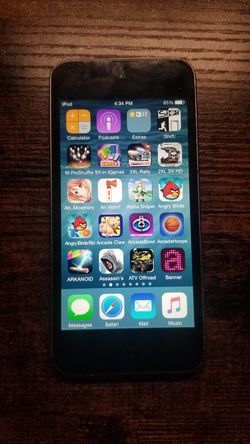 iPod Touch 5th Gen 16gb 110+ apps