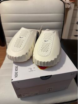Nike Mind 001 Sail size 8W