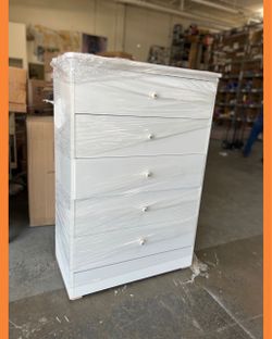 5 drawers dresser / Five drawers dresser / Cajonera / Comoda