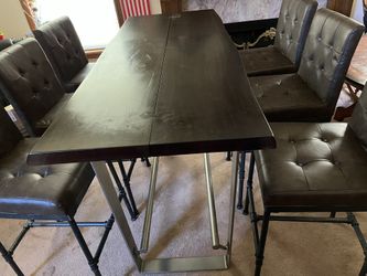 Live Edge Dark Brown Table And 6 Chairs