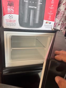 Hisense small fridge