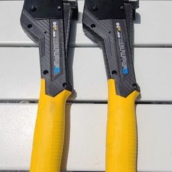 DEWALT Carbon Fiber Hammer Tacker DWHT75900 – Heavy Duty – 2 Available