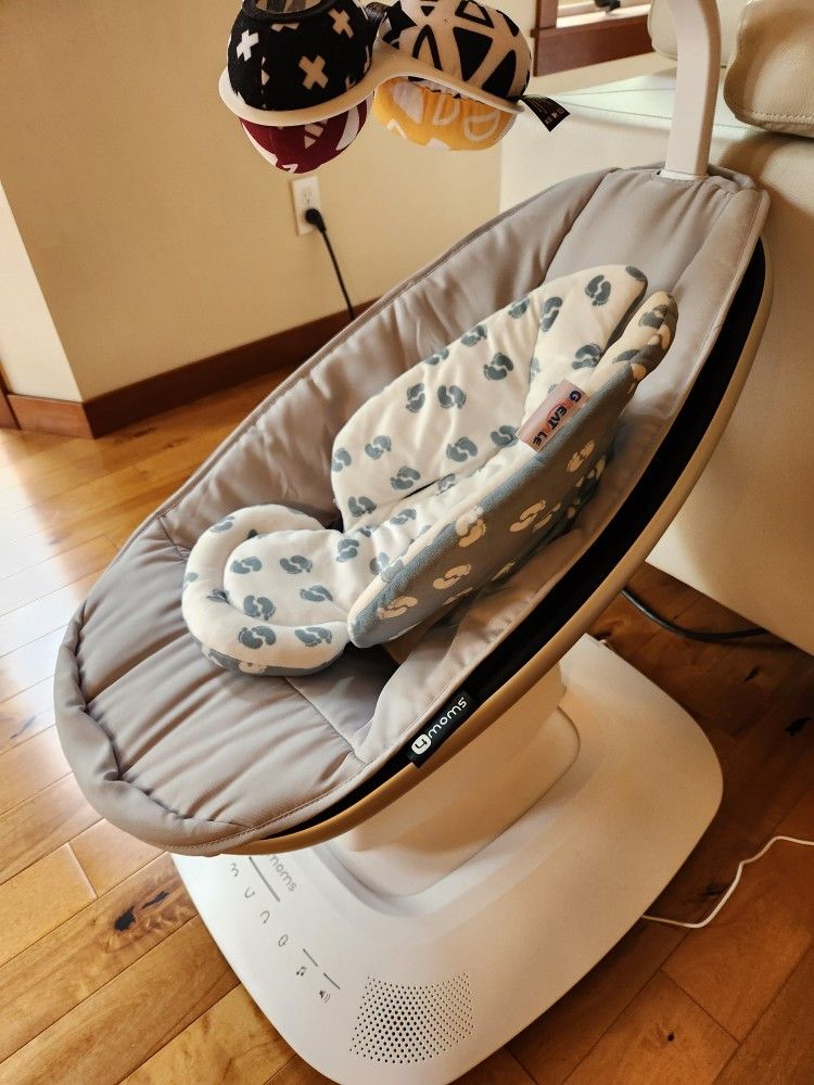 4moms MamaRoo Swing
