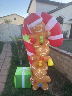 Brand New 6ft Tall Gingerbread Stack