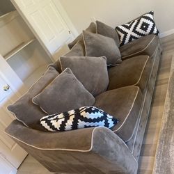 Couch 🛋️ $150 Dlls 