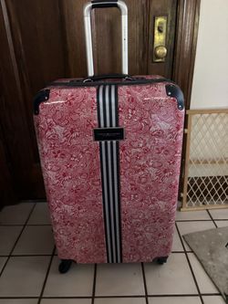 28”Tommy Hilfiger Suitcase Hard Sided