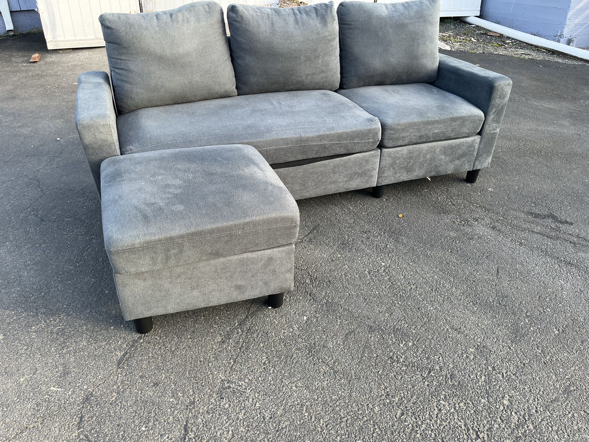 Sectional Couch! Great For Small Spaces