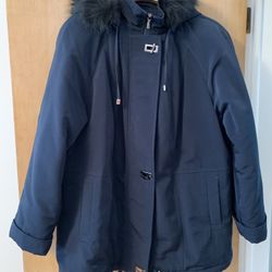 Women’s Coat Jacket -By London Harbor size 18-20 with removable fur trimmed hood