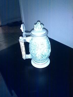 Avon products 1992 avon collectibles 162983
