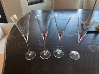 Set of 4  Champagne Flutes Red Stem