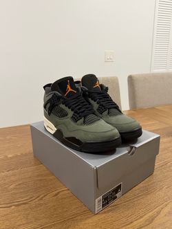 Used Jordan 4 Undefeated - Size 9