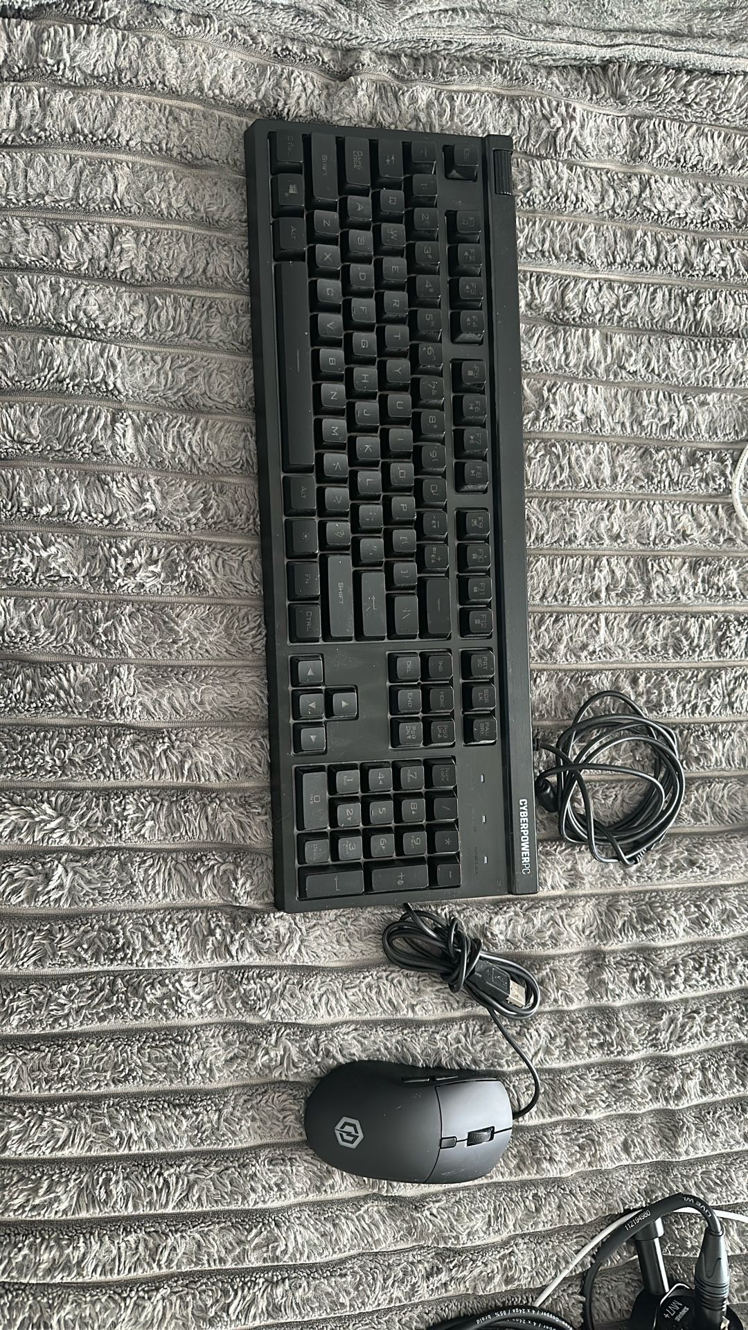 Cyber Power Keyboard And Mouse