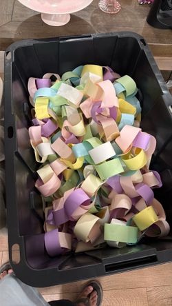 Paper chains for party’s