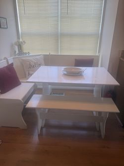 Breakfast Nook