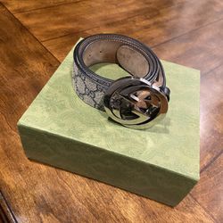 Authentic Men’s Gucci GG Supreme Belt