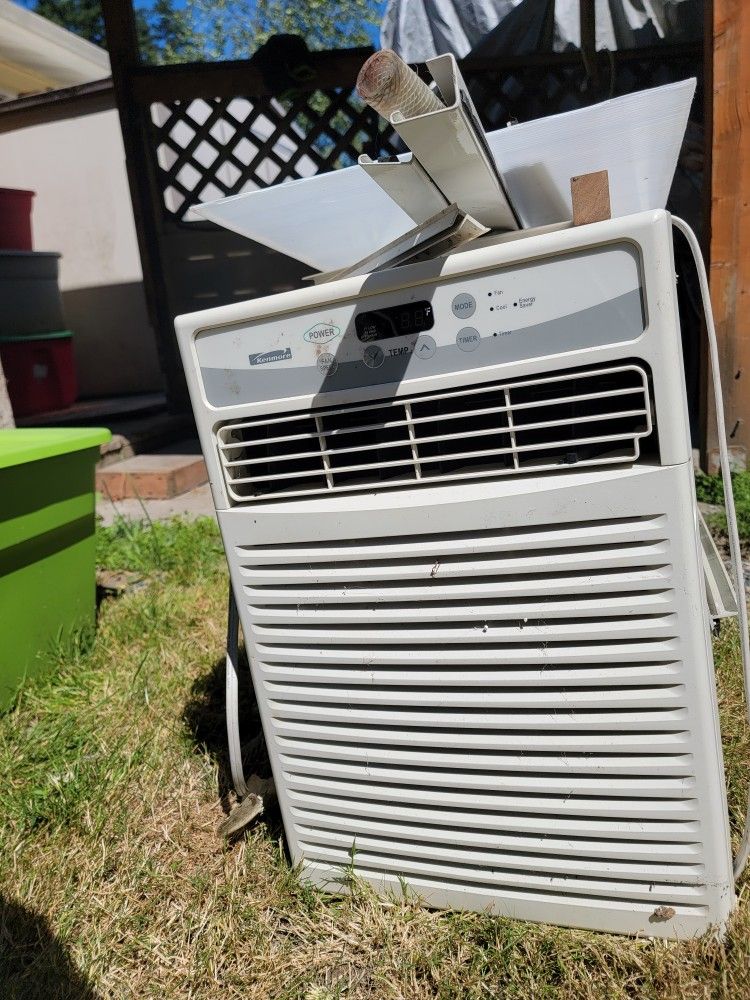 Window Air Conditioner 