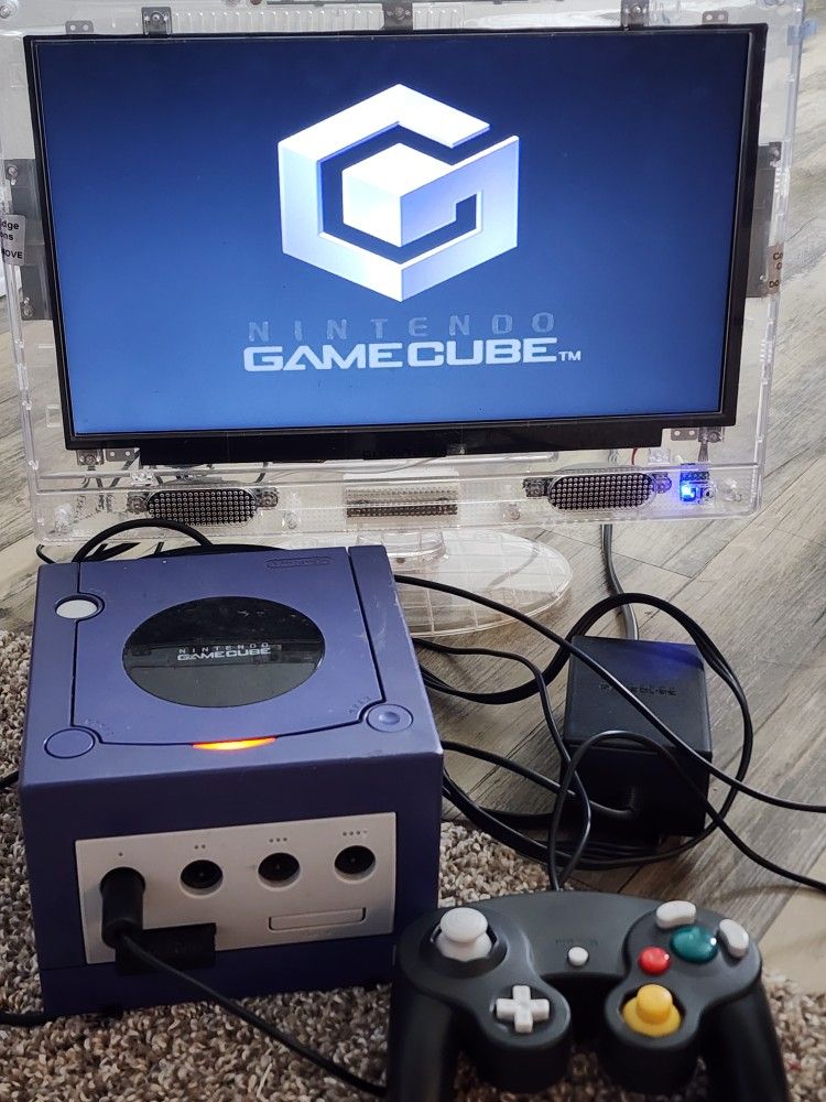 Nintendo Gamecube Console Bundle (Controller, Memory Card, 1080 Avalanche)