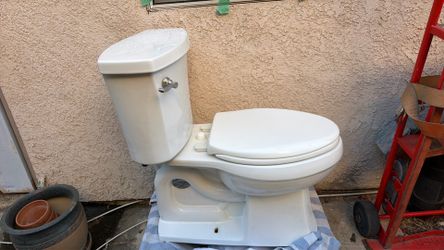 Kohler toilet and vanity sink