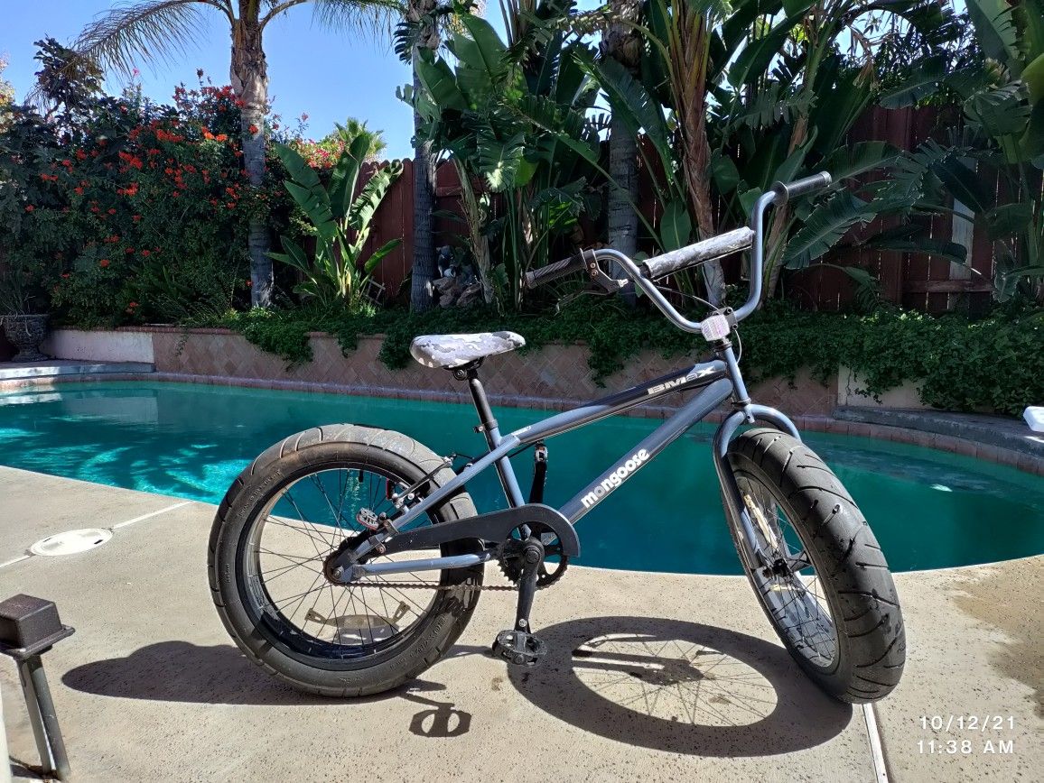 Mongoose BMaX Fat Tire All Terrain Bike